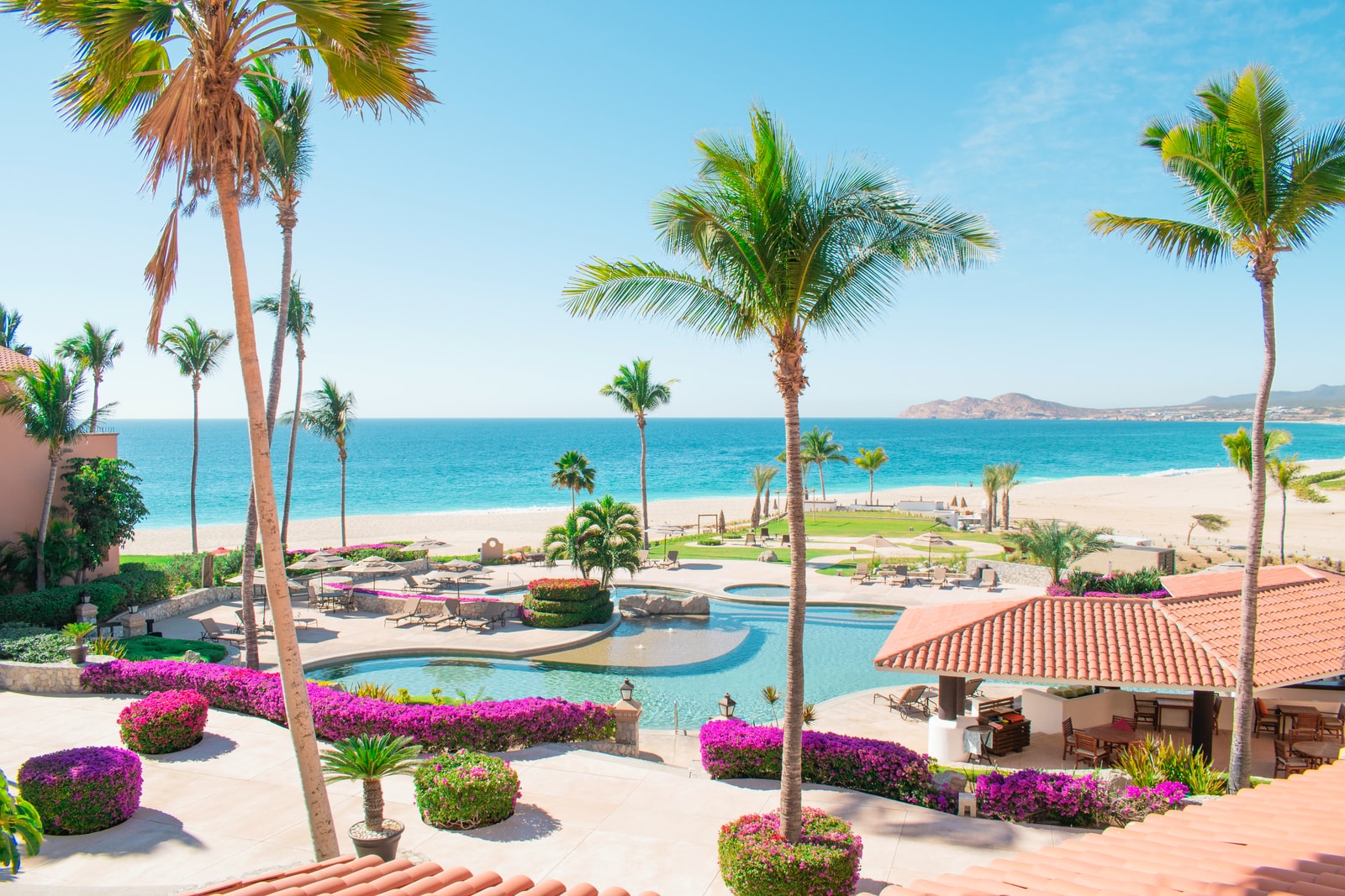 creación del sitio web de un hotel resort