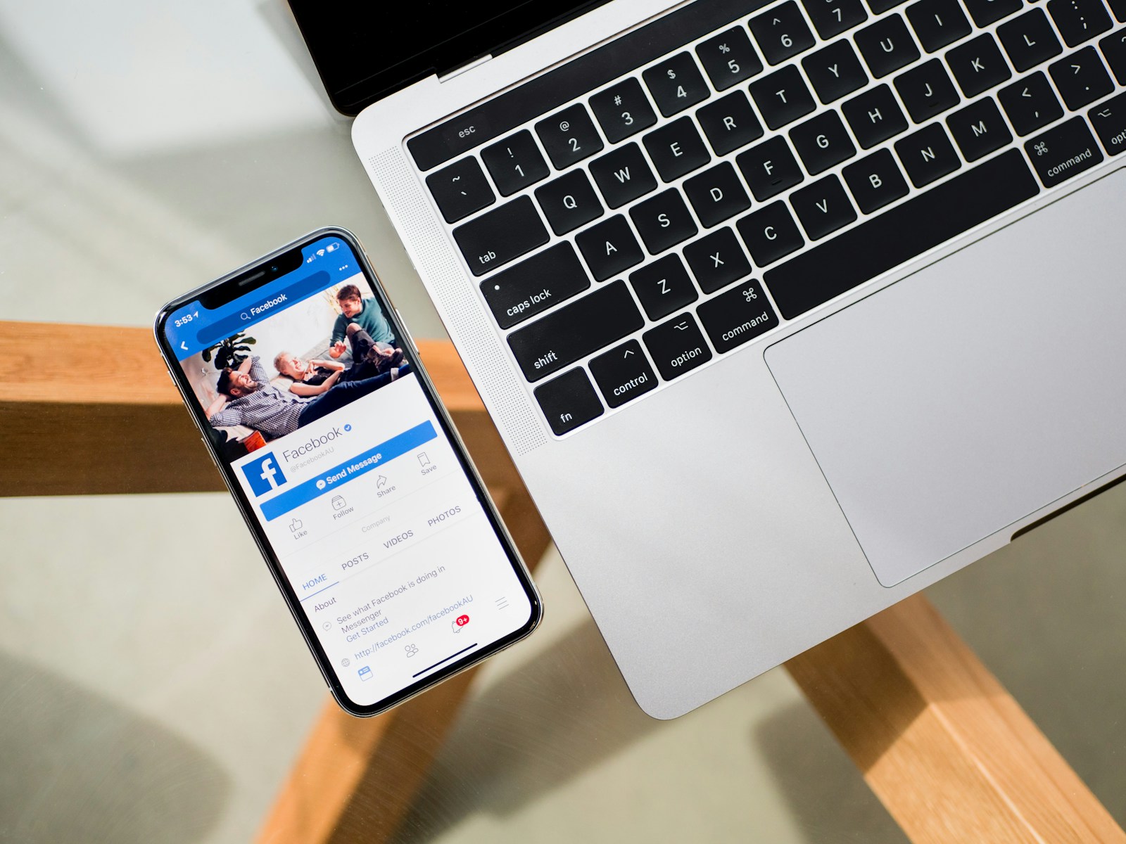 Les réseaux sociaux au service des hôtels stratégies et bonnes pratiques